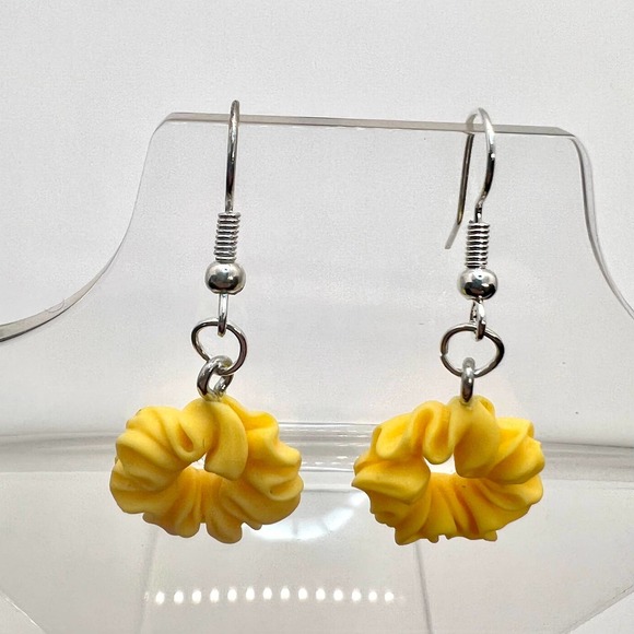 Hair Scrunchie Earrings - Pony Tail Holder Earrings - Quirky Earrings - Scrunchy - Picture 5 of 10